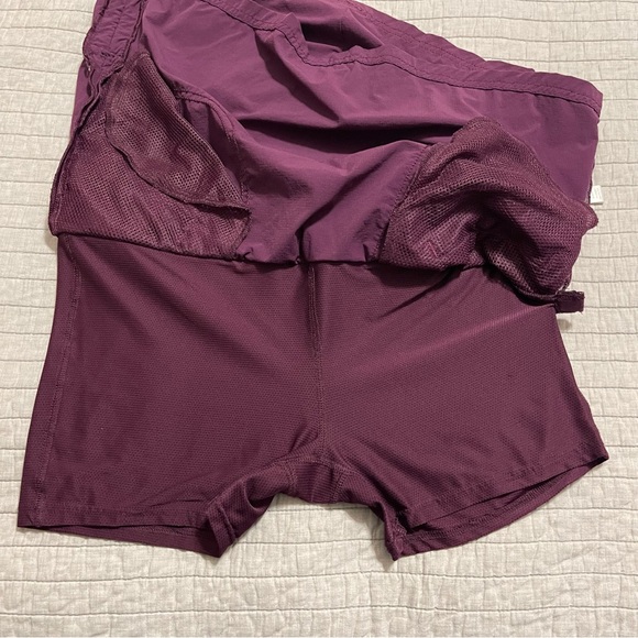 Athleta Ripstop Activewear Skort in Sangria **Read Description - Picture 11 of 12